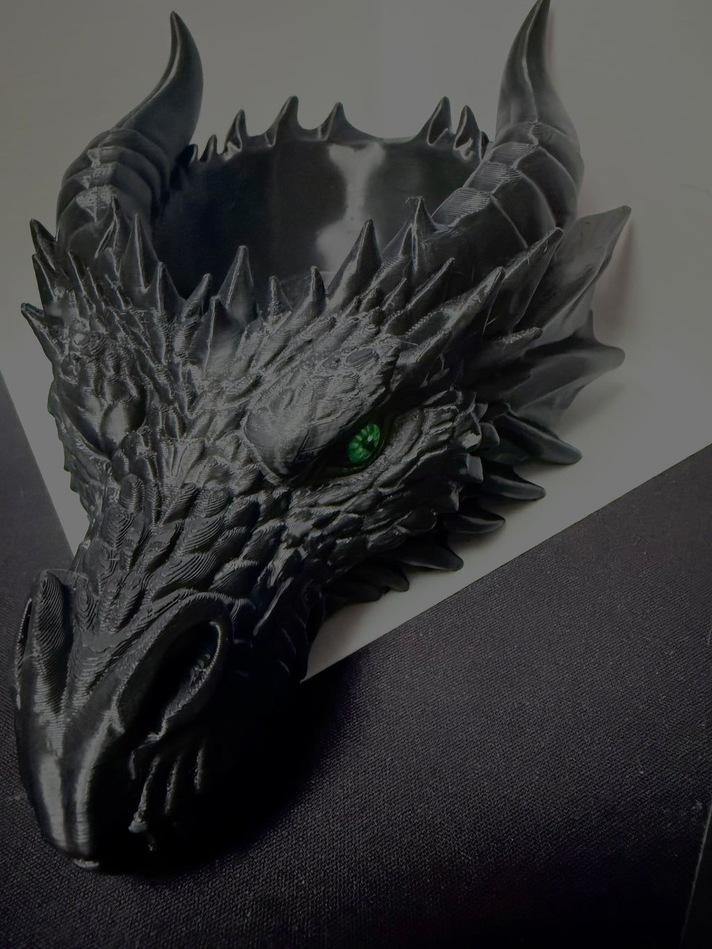 Svart drakskål i PLA – mystik möter funktion